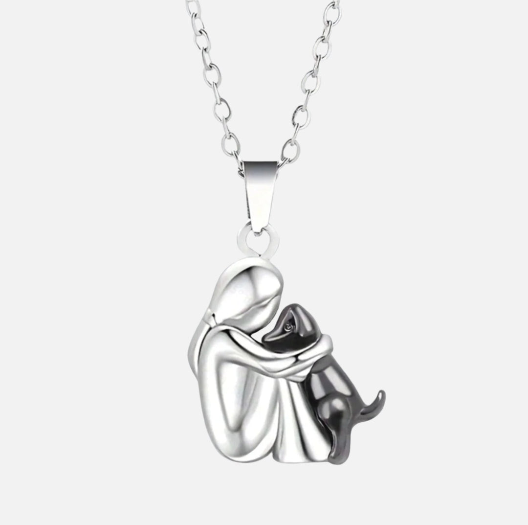 Elin - Timeless Dog Love Pendant