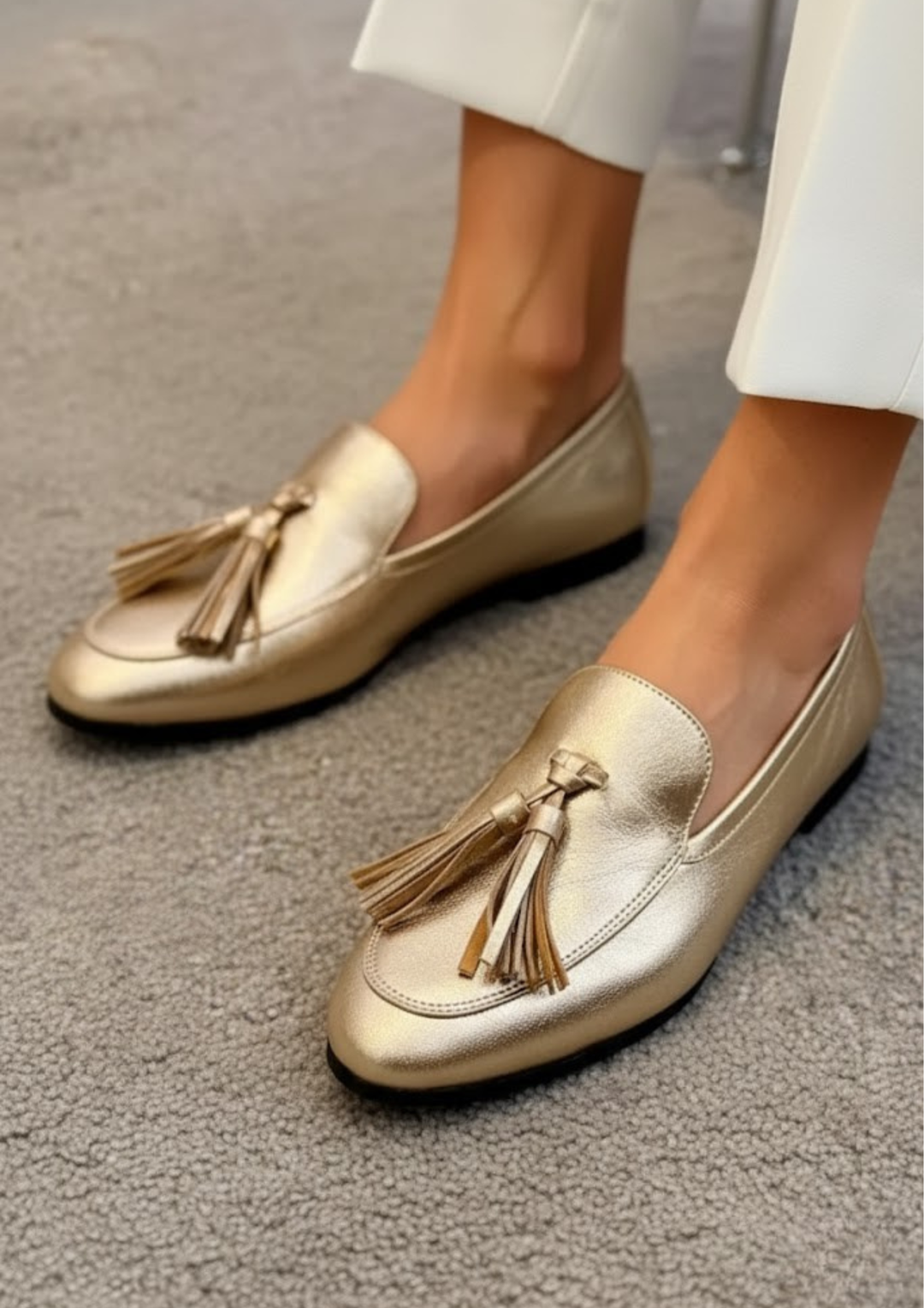 GOLD MOCASSIN WITH TASSELS
