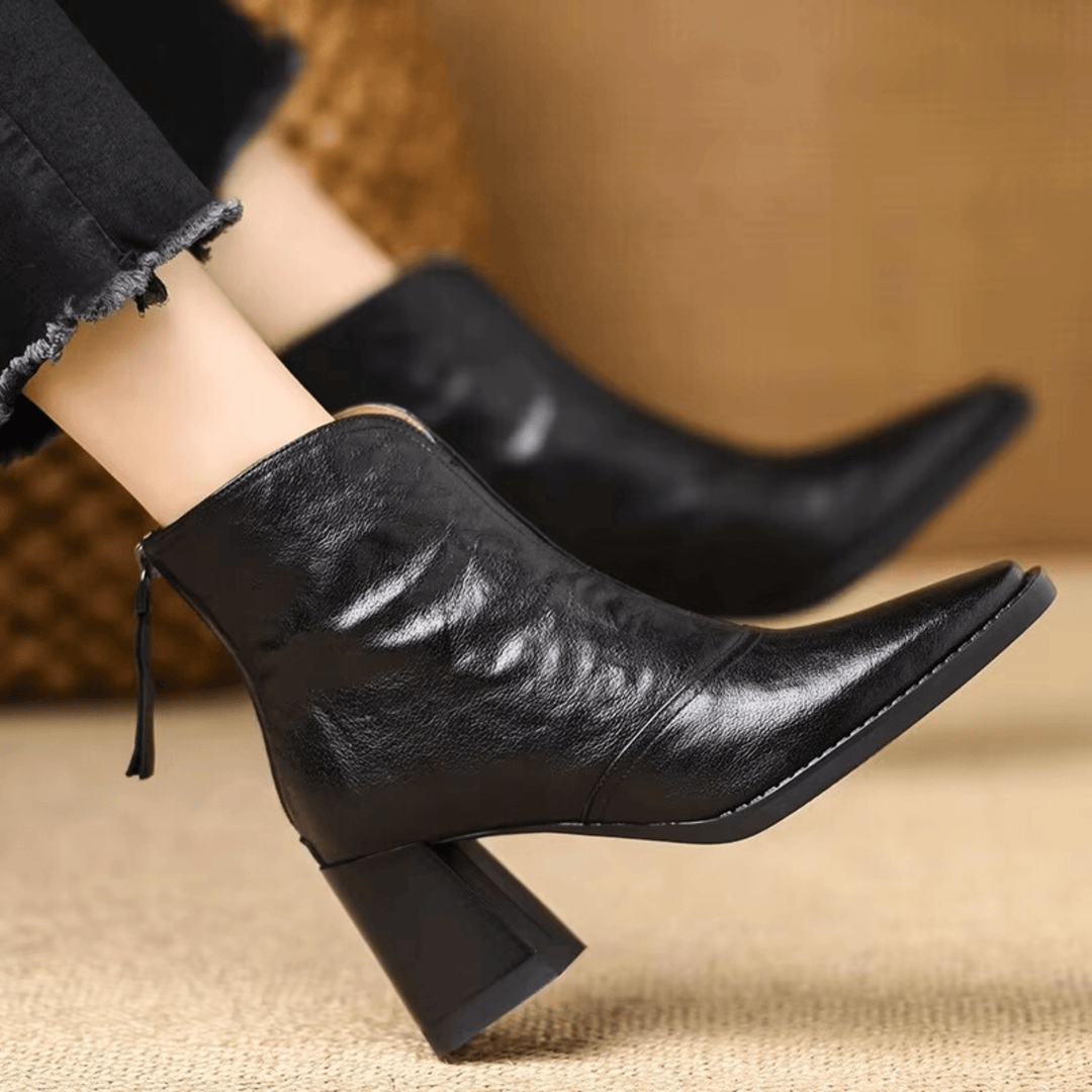 Ovelle | Sleek Leather Boots