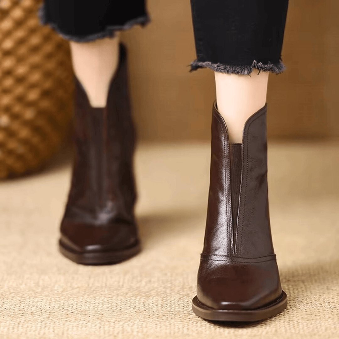 Ovelle | Sleek Leather Boots