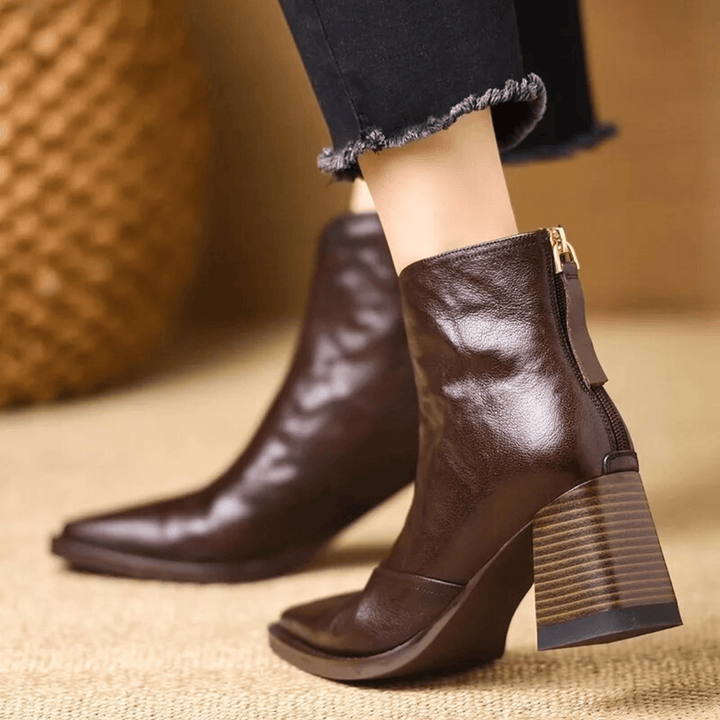 Ovelle | Sleek Leather Boots