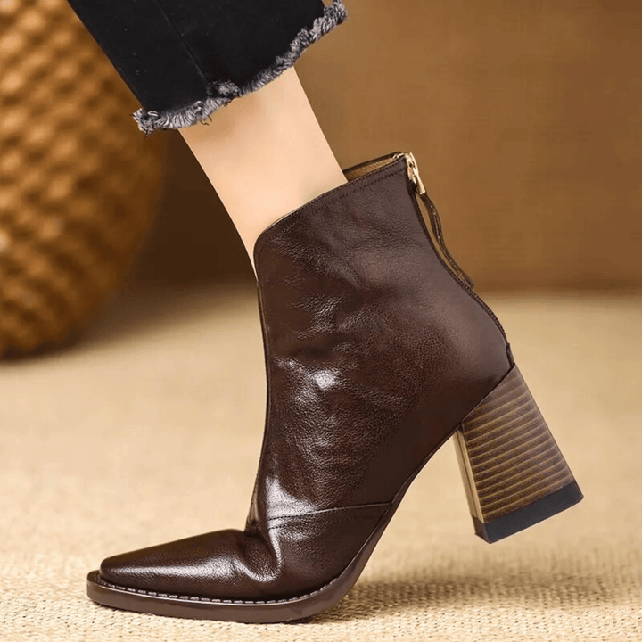 Ovelle | Sleek Leather Boots